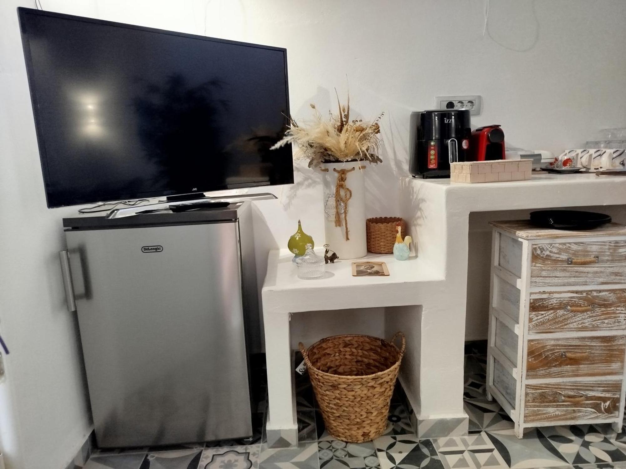 Ab Green Living Santorini Emporio  Eksteriør billede